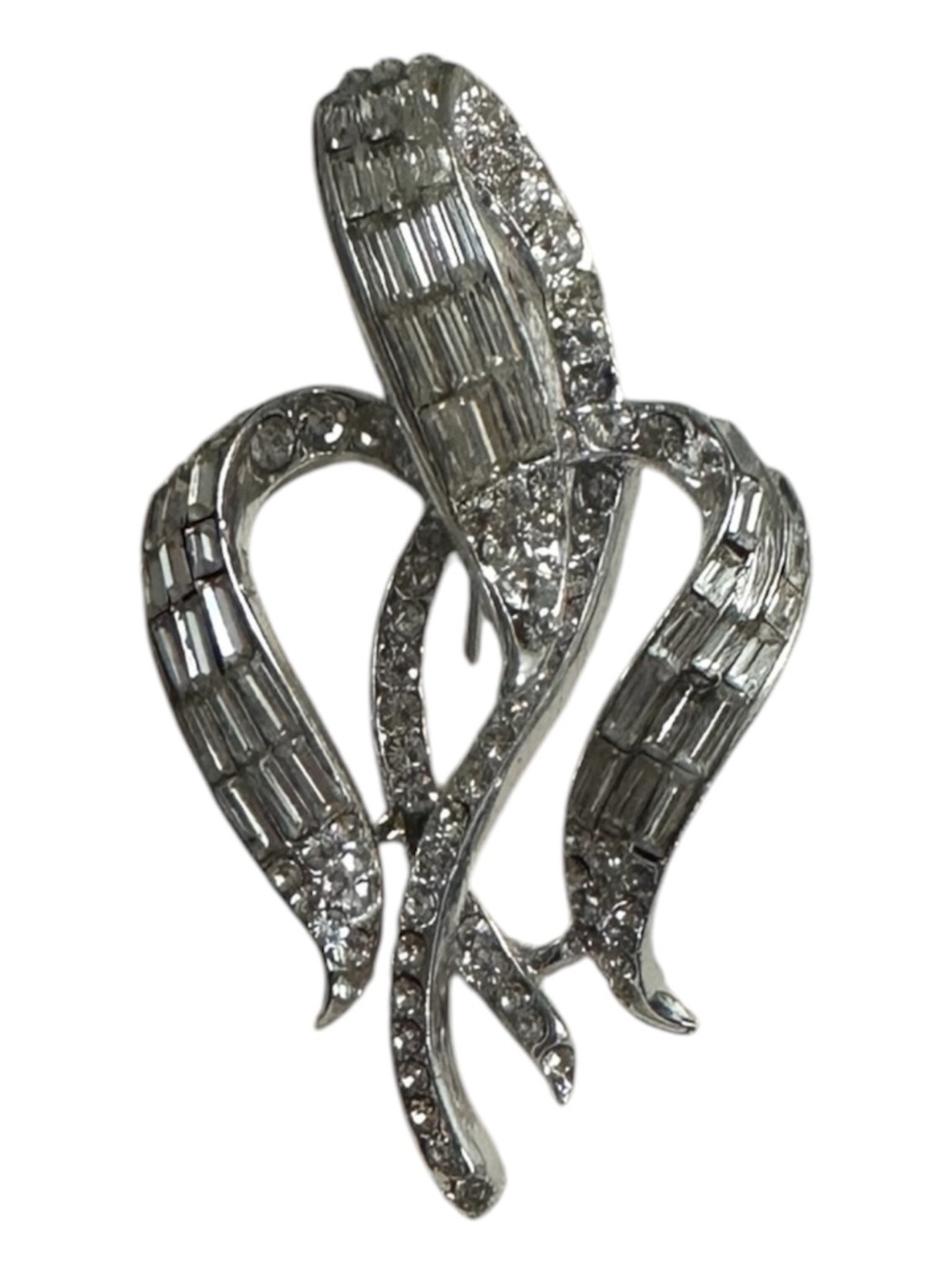 Vintage Unmarked Silver Tone Rhinestone Ribbon Brooch Pin Elegant Statement Jewe